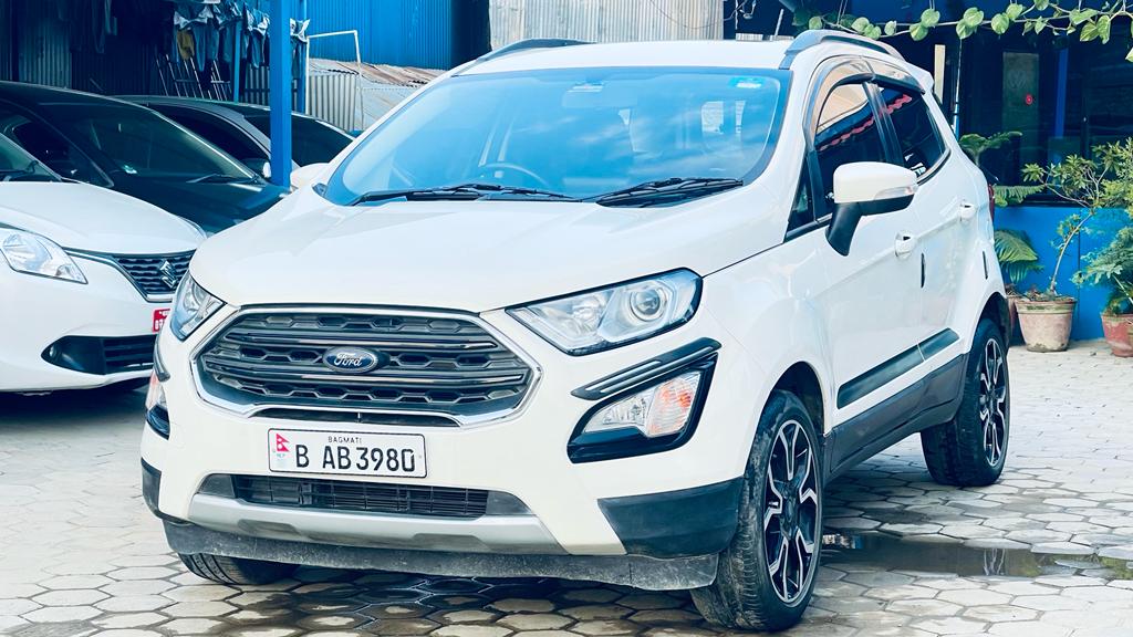 Ford Ecosport Signature Titanium with sunroof2018model Rs.3575000 buy hyundai, suzuki, kia